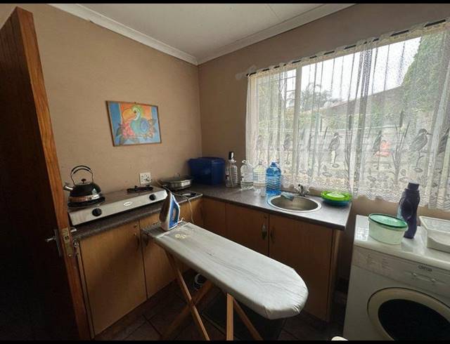 3 BEDROOM HOUSE FOR SALE IN WITFIELD